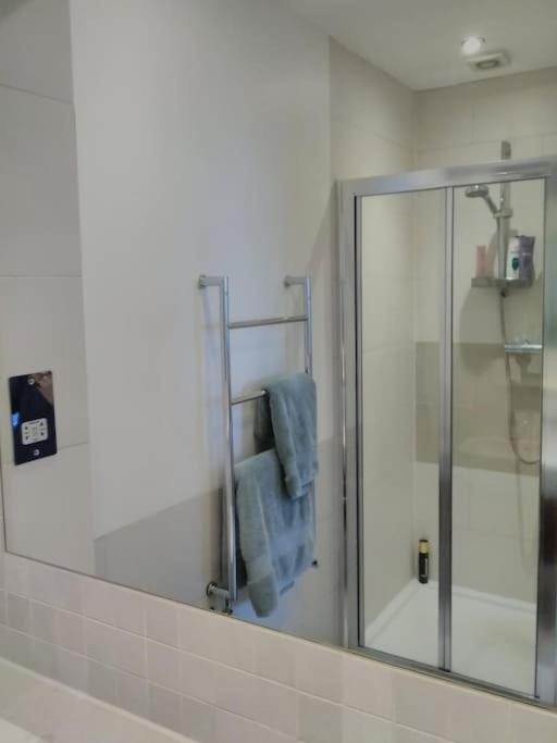 דירות Superior 5* Kensington, London Flat + Free Wi-Fi מראה חיצוני תמונה